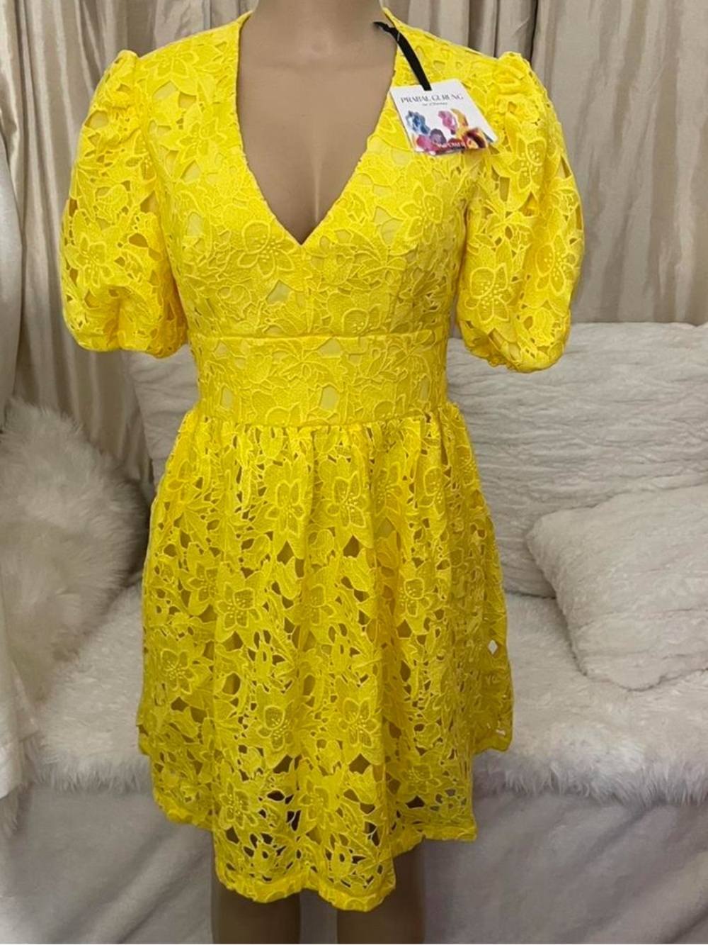 Prabal Gurung Yellow Floral Lace V-Neck Puff Sleeve Dress size 4
